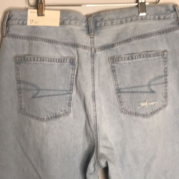 American Eagle Mom Jeans Womens 14 Short Relaxed High Rise Blue Distressed - Picture 5 of 10